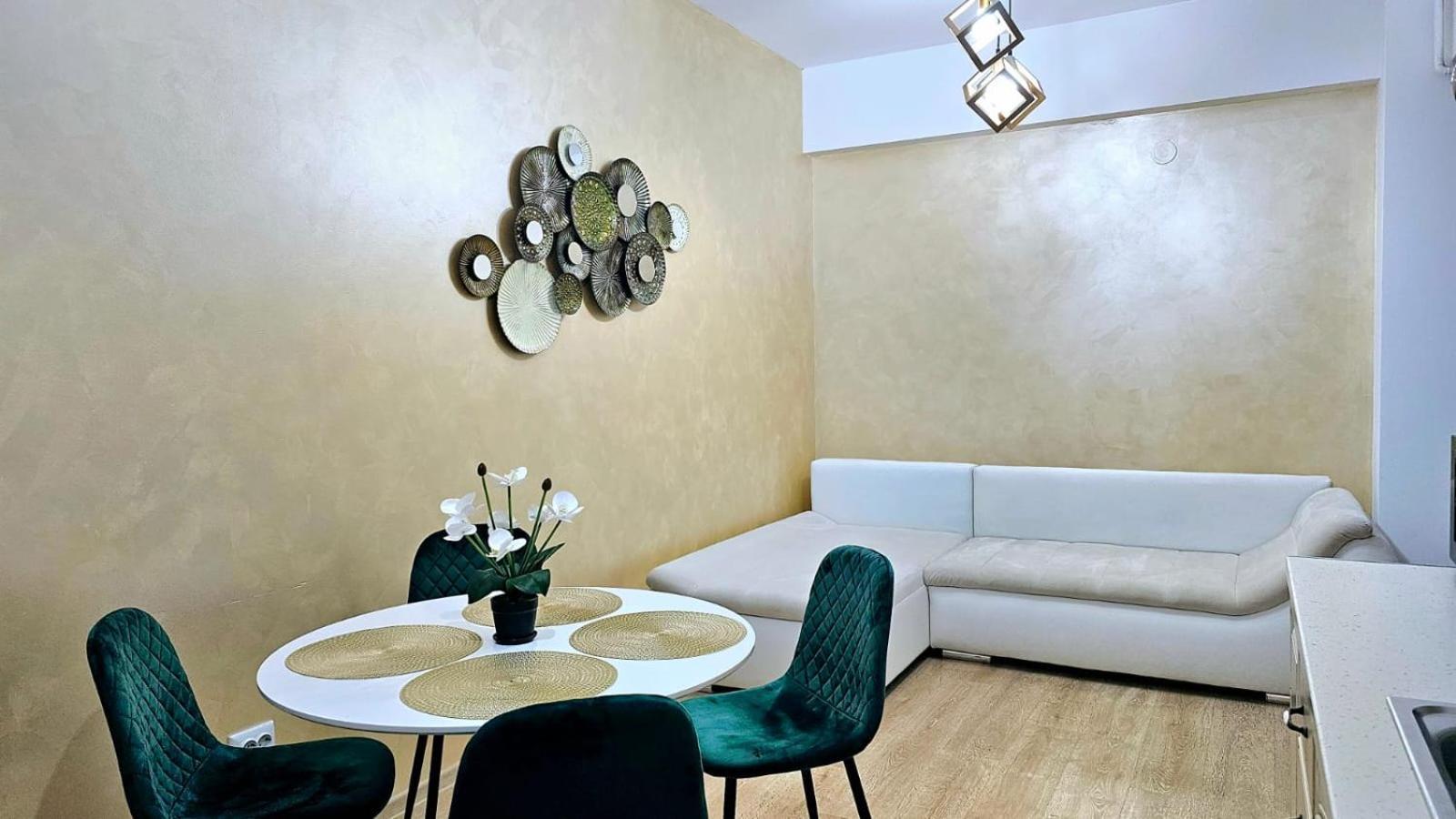 Cityscape Apartment Near Palas Mall Iasi Exteriör bild
